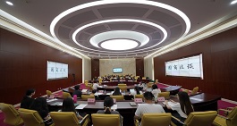 北京国际商事法庭举办“国商法谈”系列沙龙 “法的门前——英美法的评述与思辨”