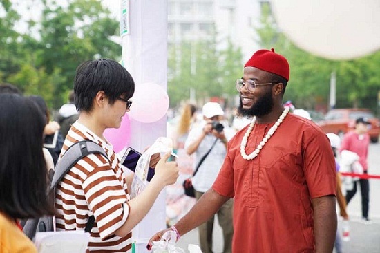 1530233957328026732.jpg 1529979307024084865.jpg