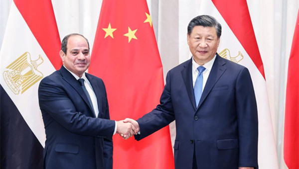 Xi meets with Egyptian President Abdel Fattah el-Sisi