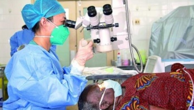 Xi encourages Chinese medical personnel in Africa to deliver benefits to locals