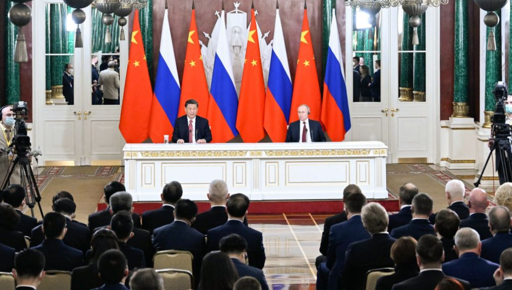 Xi, Putin jointly meet the press
