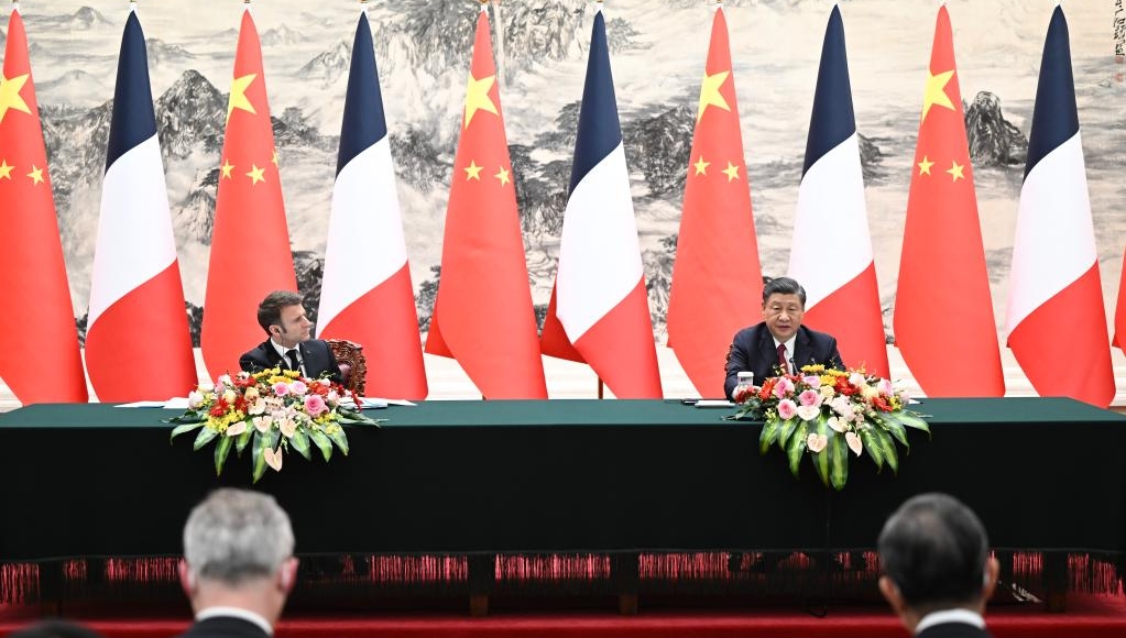 Xi, Macron jointly meet the press