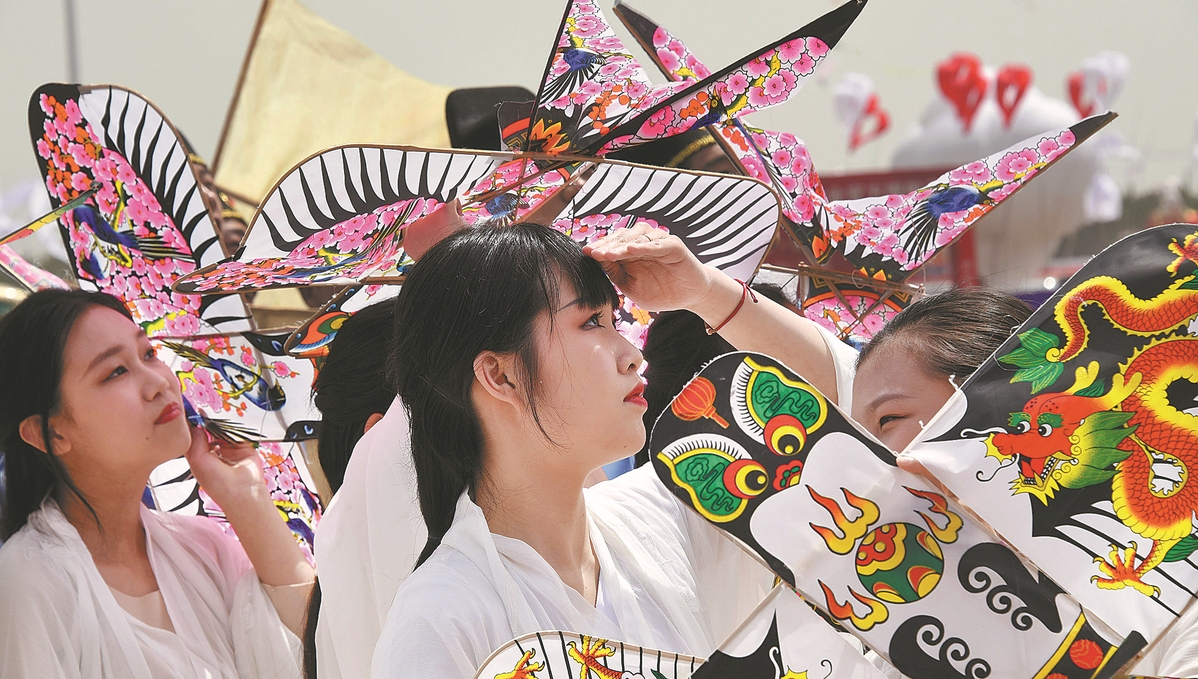 Kites rise to festive occasion