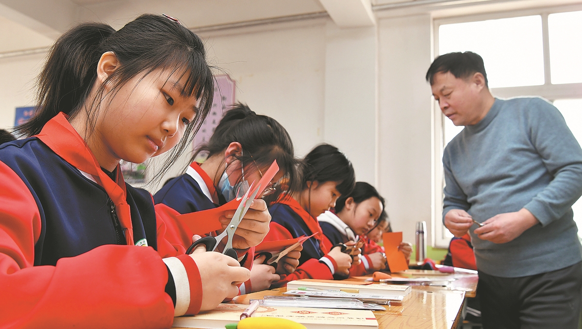 Hebei schools teaching intangible heritage