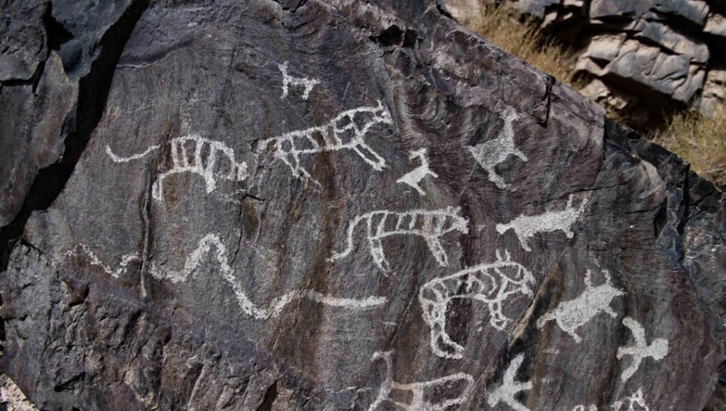 China's Gansu sets up digital archives for ancient rock paintings