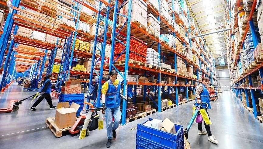 China's logistics industry shows vitality with sound recovery momentum