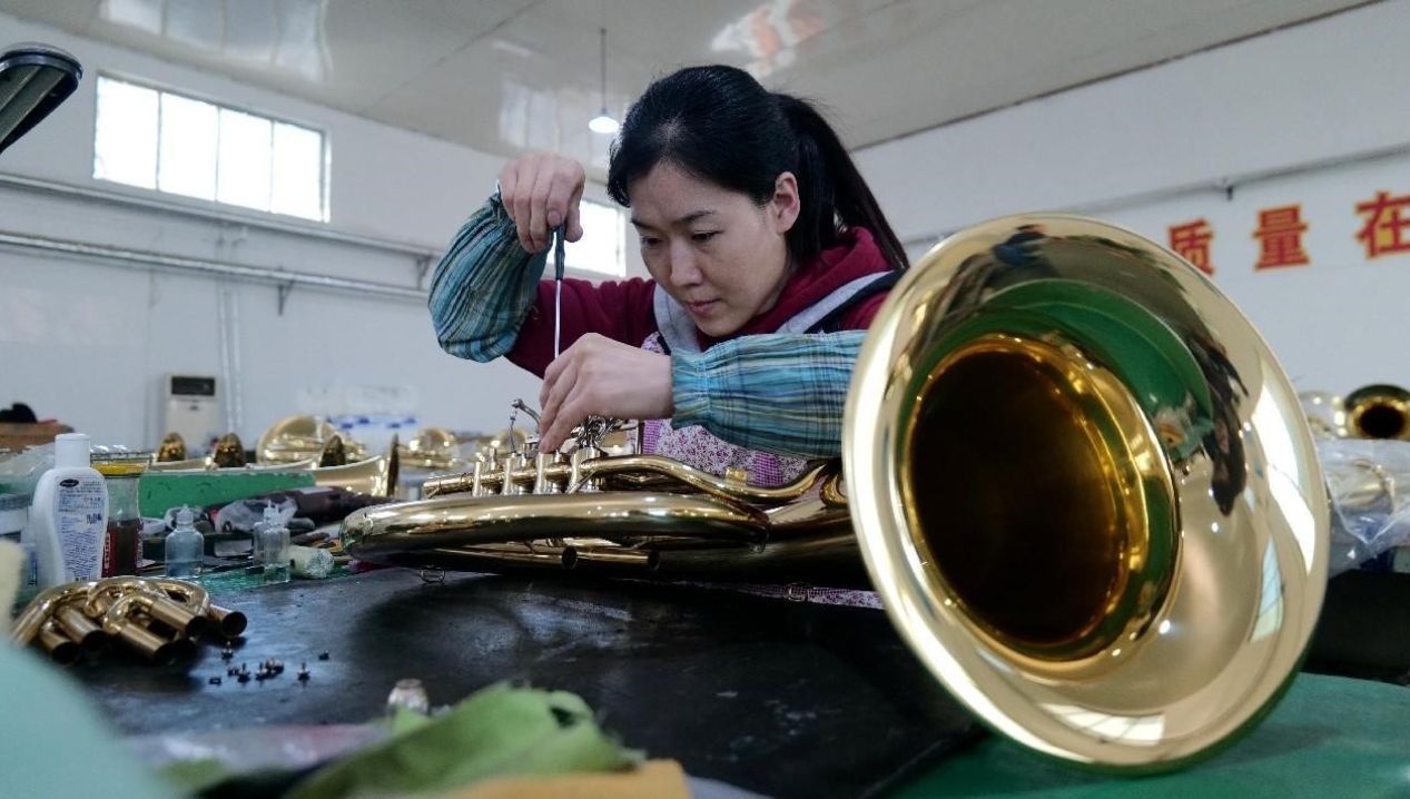 Village in north China's Hebei prospers as land of music