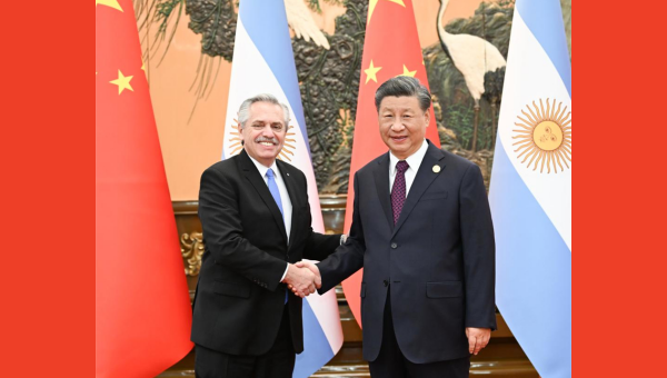 Xi meets Argentine president in Beijing