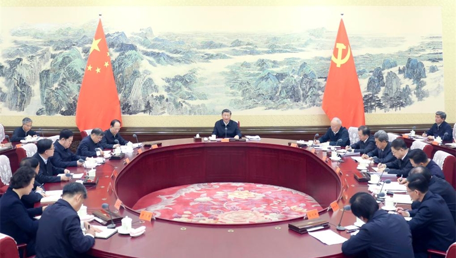 Xi stresses mobilizing workers to participate in national rejuvenation