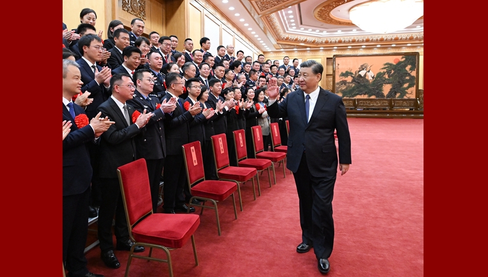 Xi urges greater efforts to build peaceful China