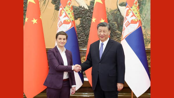 Xi meets Serbian prime minister