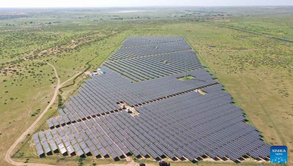 Harnessing wind and solar power for toasty homes in north China