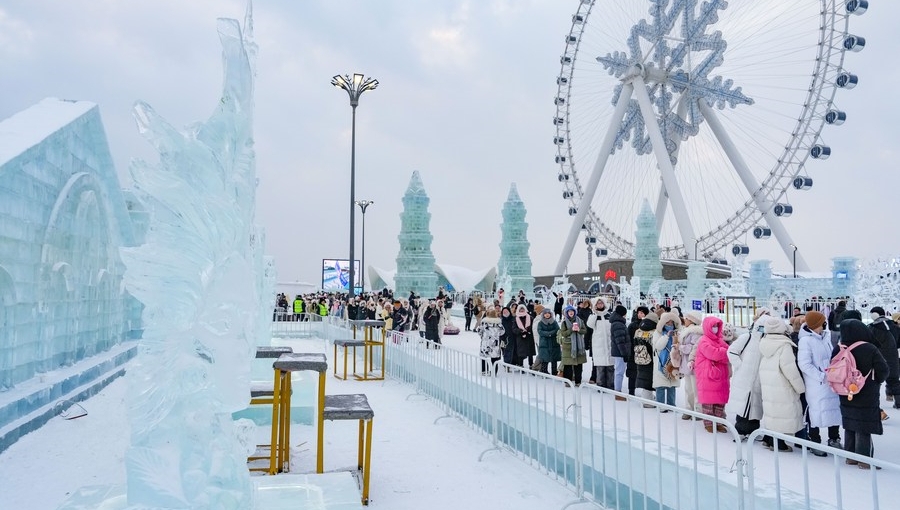 Harbin extravaganza boosts China's ice-and-snow economy