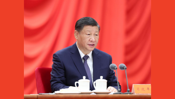 Xi delivers important speech at CCDI plenary session