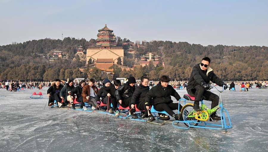 Beijing embraces ice-and-snow tourism boom