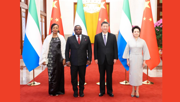 Xi holds talks with Sierra Leonean president