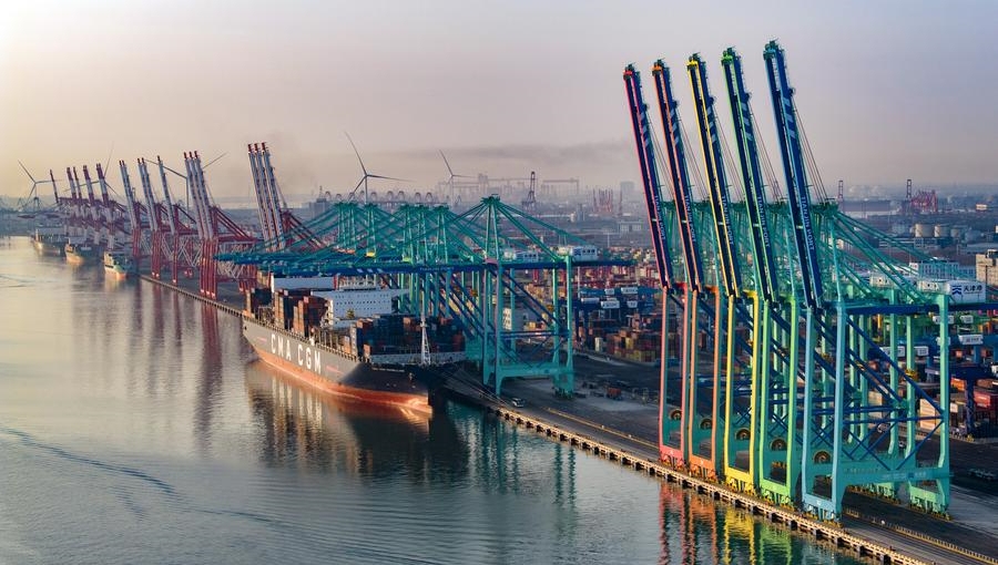 How port cooperation helps enterprises in Beijing-Tianjin-Hebei region go abroad