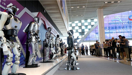 Humanoid robot industry gains momentum, boosting China's economy