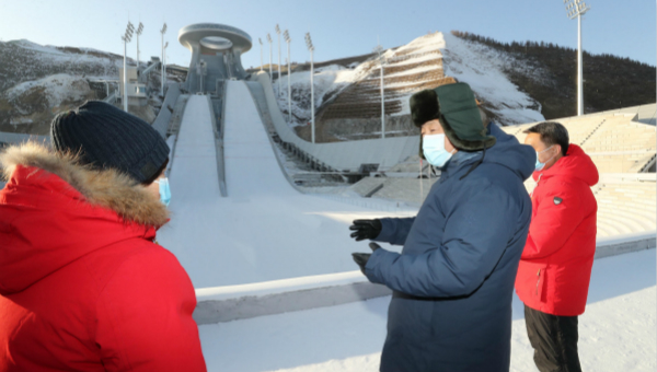 Xi underlines boosting winter sports through tech innovations