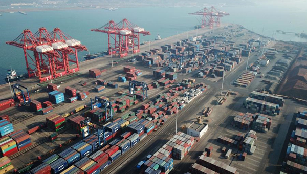 China's foreign trade surges in Q1 amid continued social, economic development