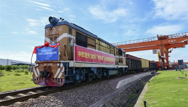 China-Europe freight trains make more trips, provide better services