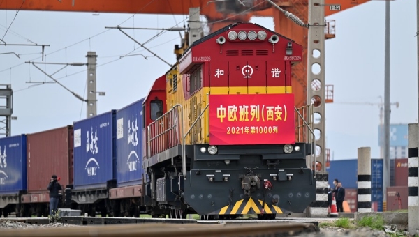 China-Europe freight train trips rise in Jan.-Nov.