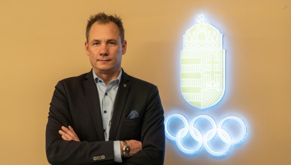 Hungarian sports leader wishes China successful Winter Olympics