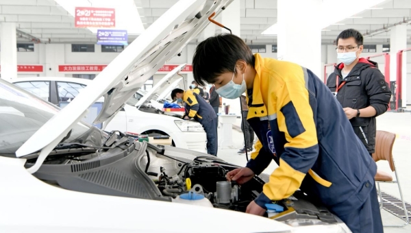 China compiles its first national five-year plan for vocational skills training