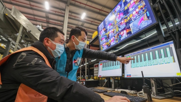 Fast expansion of China's courier sector mirrors vitality of Chinese economy