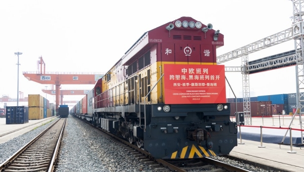 China's Xi'an launches new freight train service to Europe