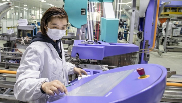 Industrial Internet facilitates intelligent manufacturing in China's textile industry