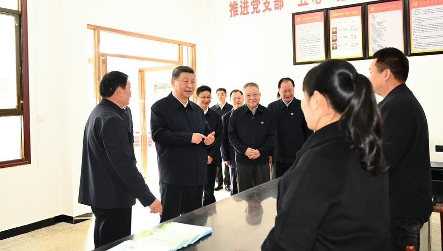 Xi inspects work of easing primary-level burdens in Hunan