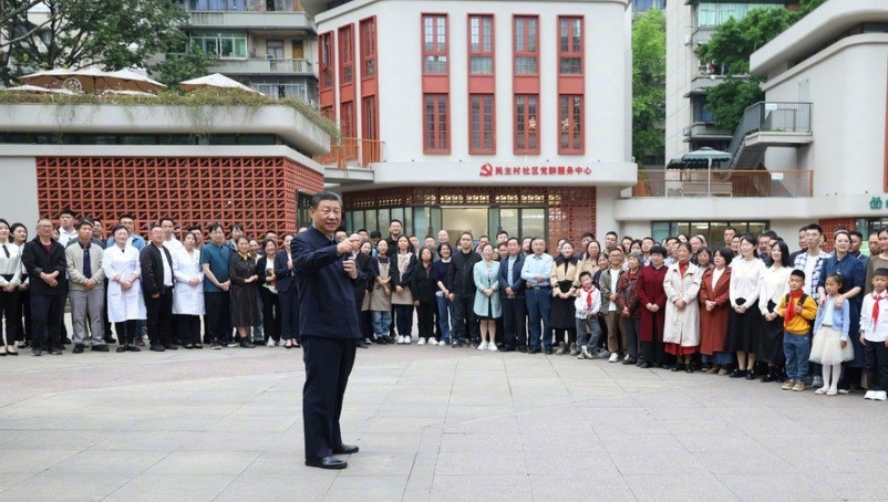 Xi learns about reducing burdens at primary level during inspection in Chongqing