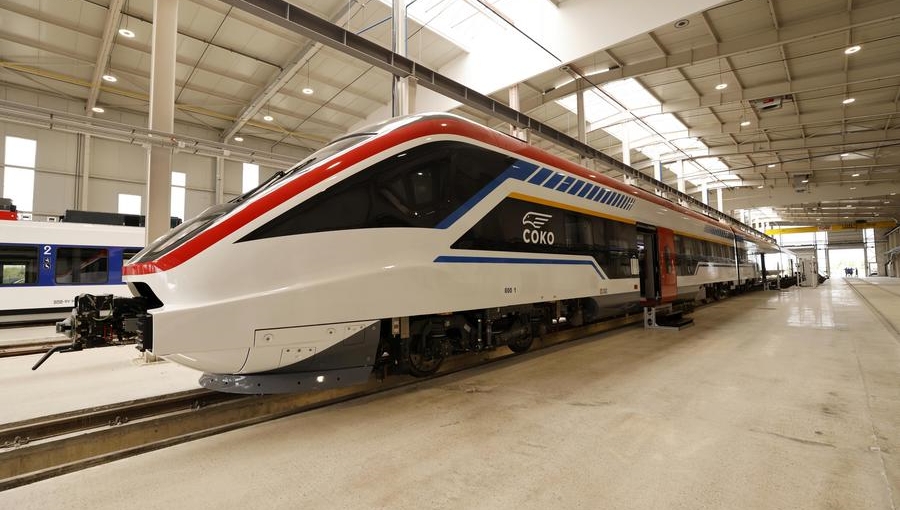 Serbia unveils Chinese-built high-speed train in Belgrade