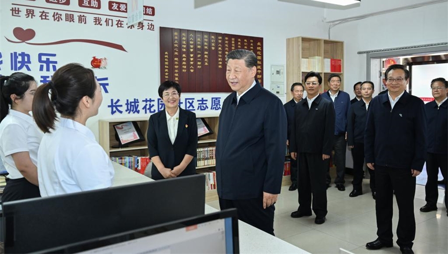 Xi calls for high-quality community services for residents