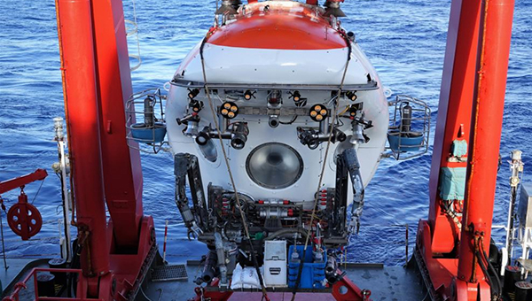 China's manned deep-sea submersible completes 300th dive