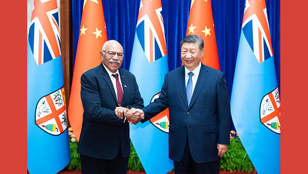 Xi meets Fijian PM in Beijing, pledging to strengthen development cooperation