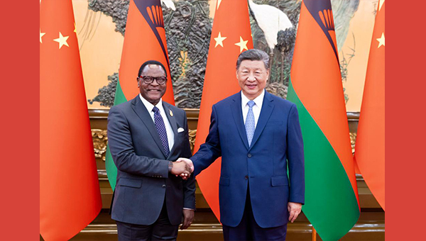 Chinese, Malawian presidents meet in Beijing, elevate bilateral ties