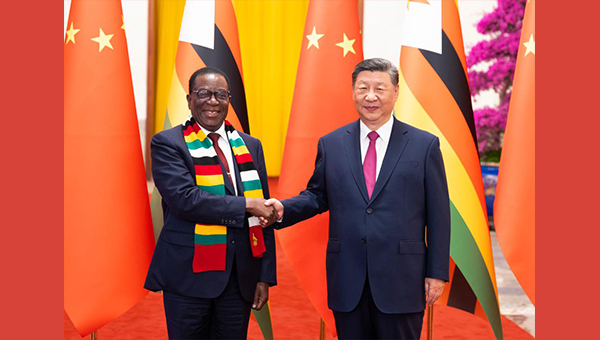 Xi holds talks with Zimbabwean president