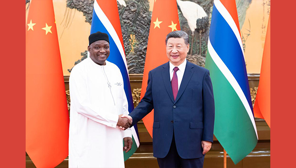 Xi meets Gambian president