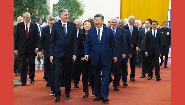 Xi stresses giving play to unique role of people-to-people diplomacy