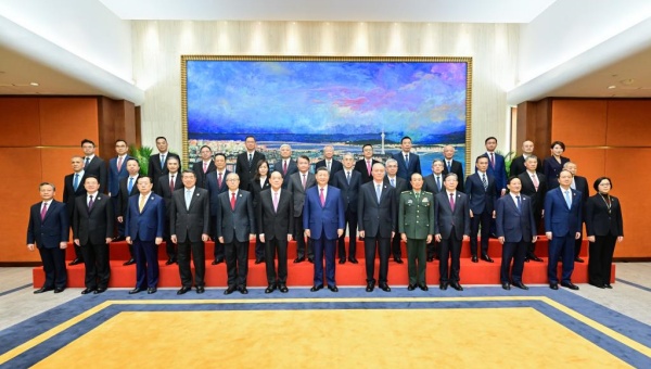 Xi commends work of Macao SAR's executive, legislative, judicial organs