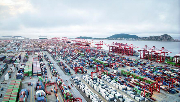 Shanghai Port sees annual container throughput exceed 50 million TEUs