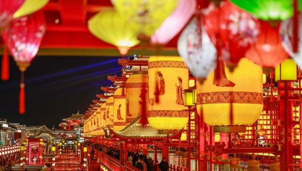 Various events held to celebrate Spring Festival across China