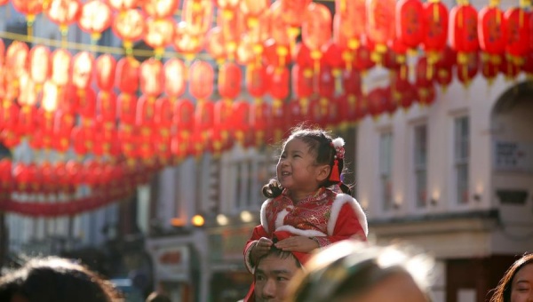 China's Spring Festival spending spree fuels global business growth