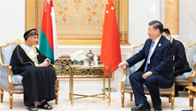 Xi meets Omani deputy PM on ties