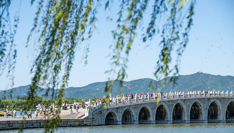 Xi stresses improving modern tourism systems, building strong tourism sector