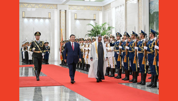 Xi holds talks with UAE president