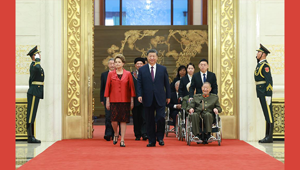 Xi awards national medals, honorary titles