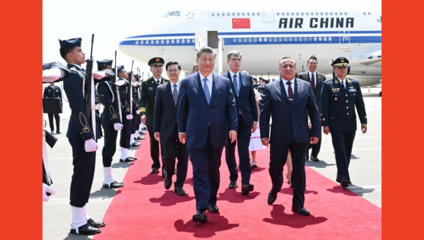 Xi arrives in Lima for state visit to Peru, APEC meeting